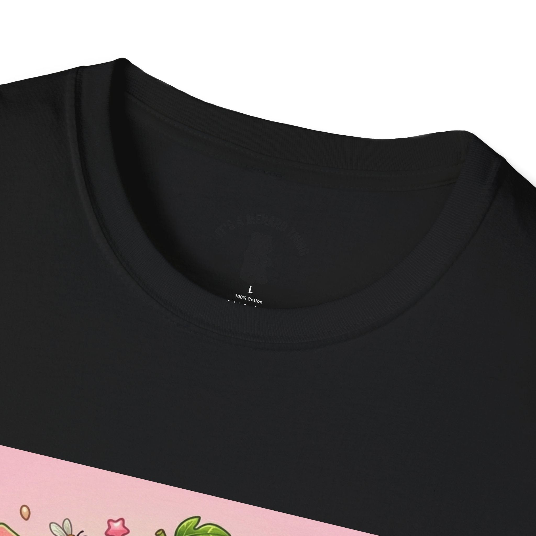 Sweet little Guava, Exotic Fruit Gooey Gummy Bear — Kawaii Graphic T-Shirt